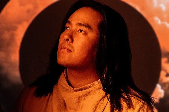 Indigenous singer-songwriter Aysanabee