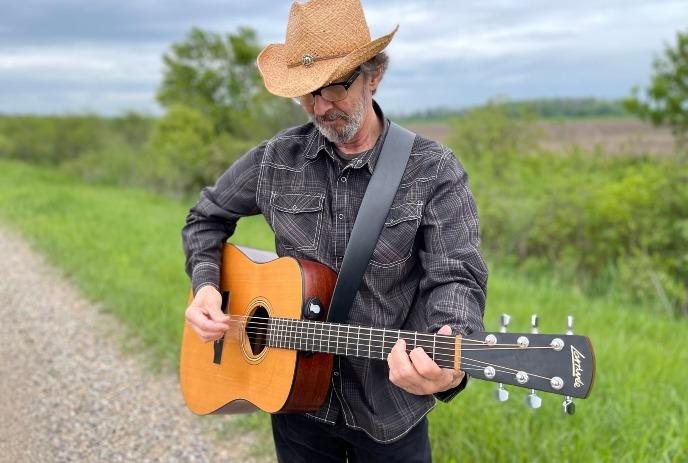 Barry James Payne, Brent Jones, & Luna Keller at Quiet Earth