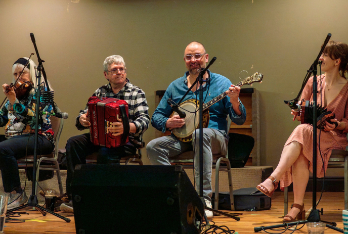 A band playing Irish music.