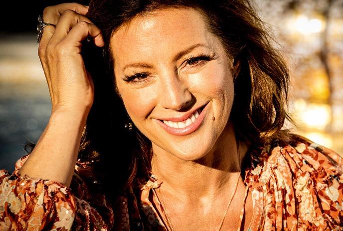 Singer Sarah McLachlan posing for the camera