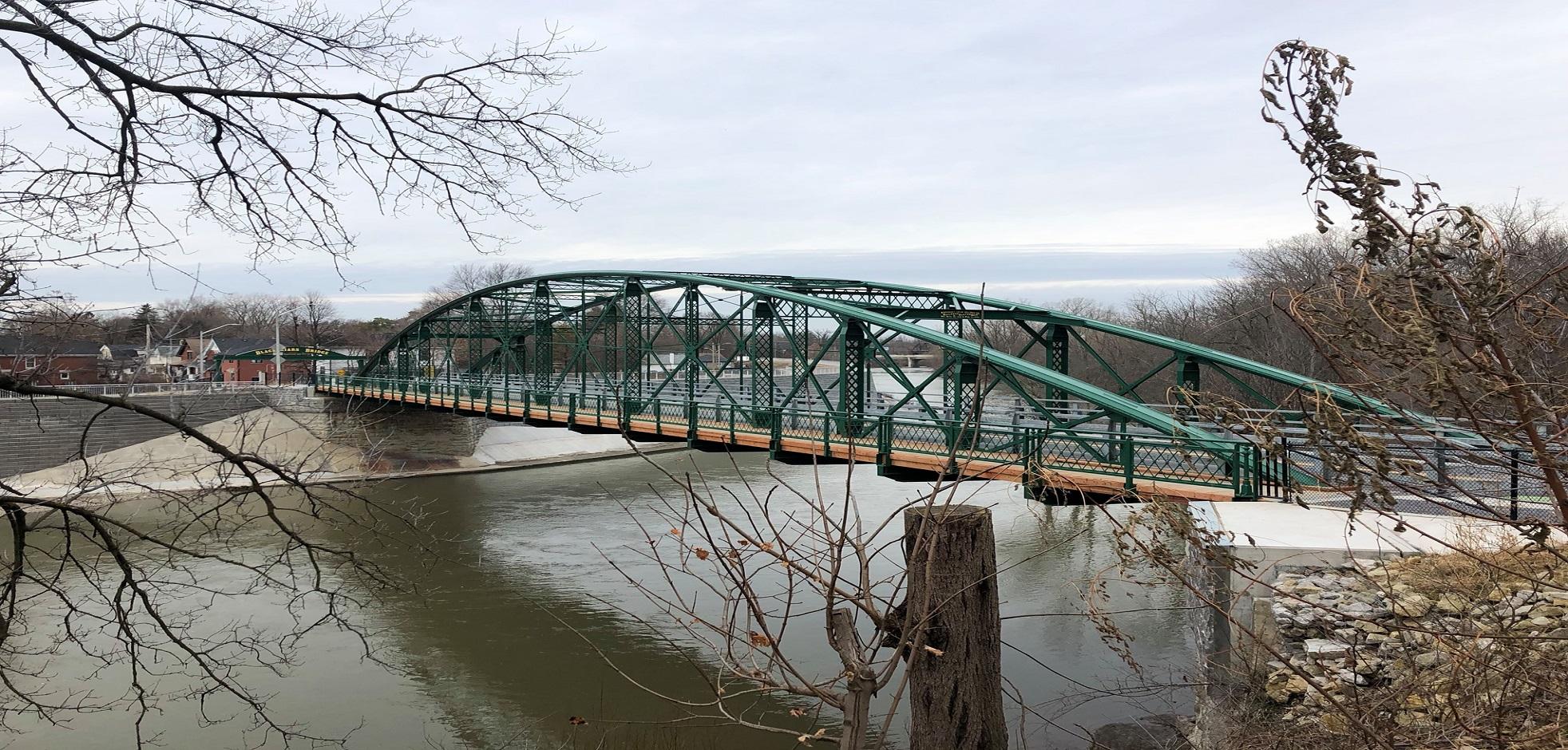 Blackfriars Bridge in London, Ontario in the winter time.