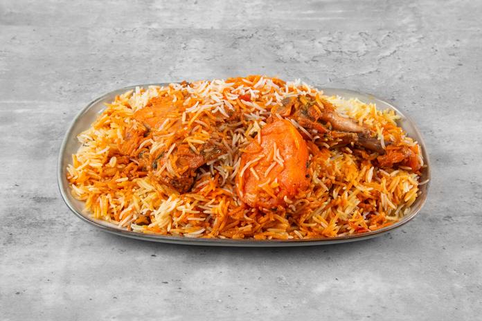 1279286-burns-road-food-street-food-karachi-deighi-briyani