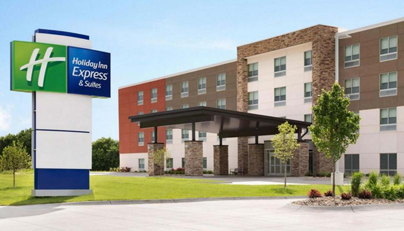 holiday-inn-express-strathroy-5