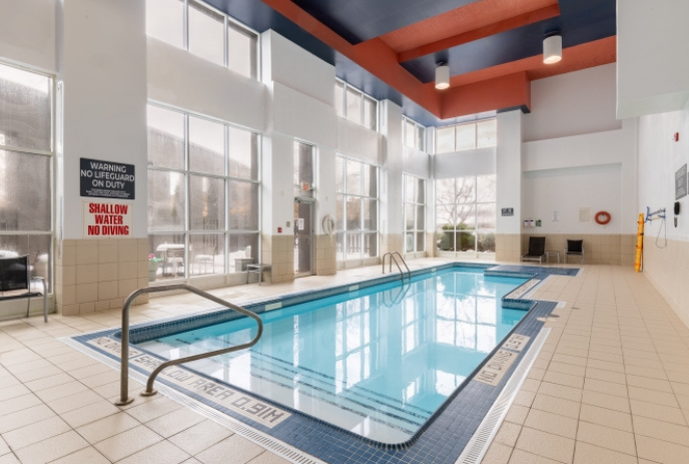 holiday-inn-suites-london5