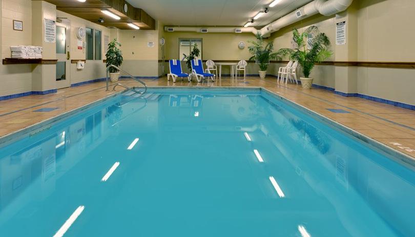 Country Inn and Suites by Radisson, London