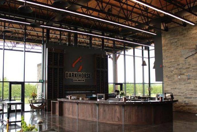 Dark Horse Estate Winery Inc.