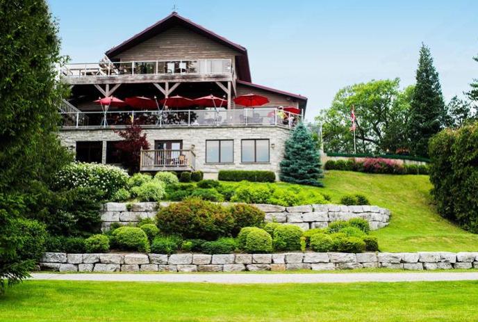 Lakeside Spa at Oakwood Resort