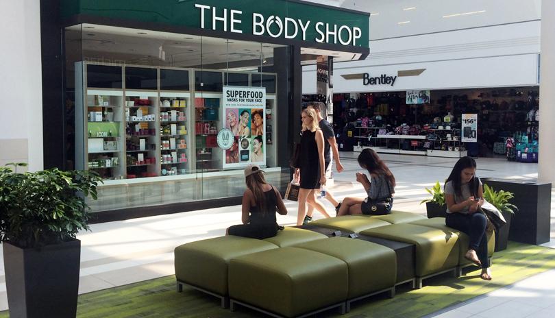 White Oaks Mall