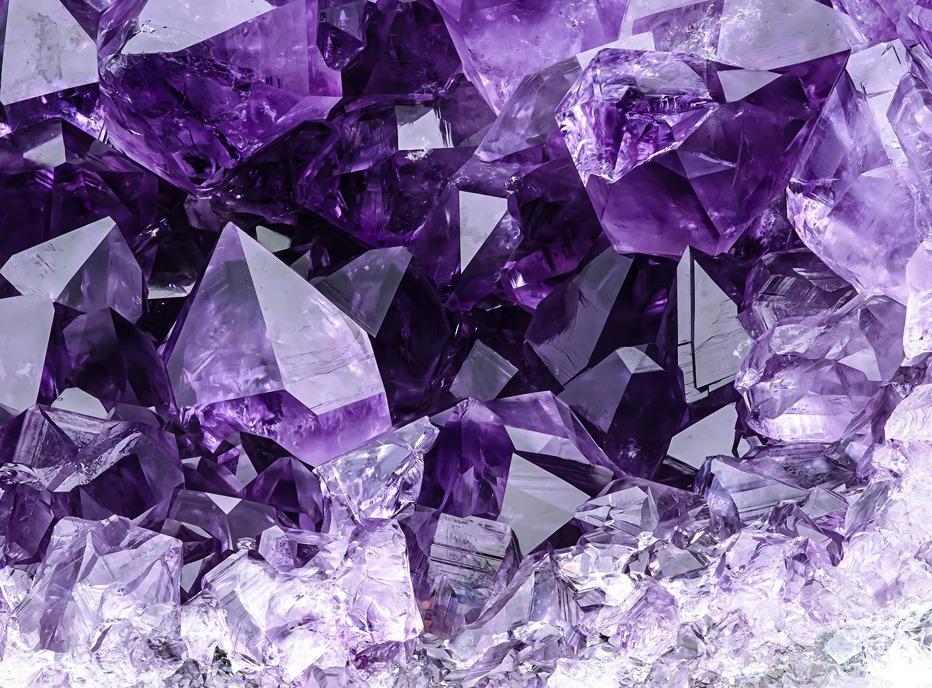 a close up of amethyst crystals