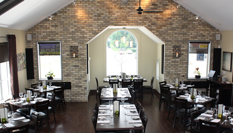 The indoor dining area of The Springs Restaurant  located in London, Ontario